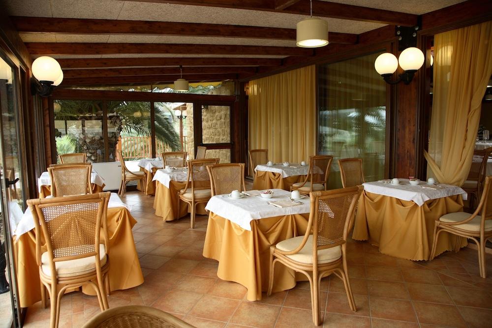 Demetra Resort Villaggio Peruzzo Dış mekan fotoğraf